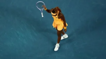 أستراليا المفتوحة.. اندفاع كوكو جوف ينهي مسيرتها بتحطيم مضربها خلف الكواليس